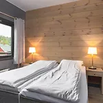 Highland 4*
