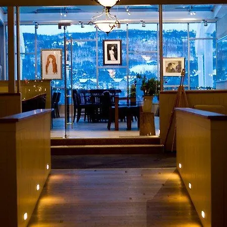 Highland Hotel 4*