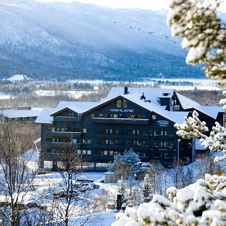 Highland 4*