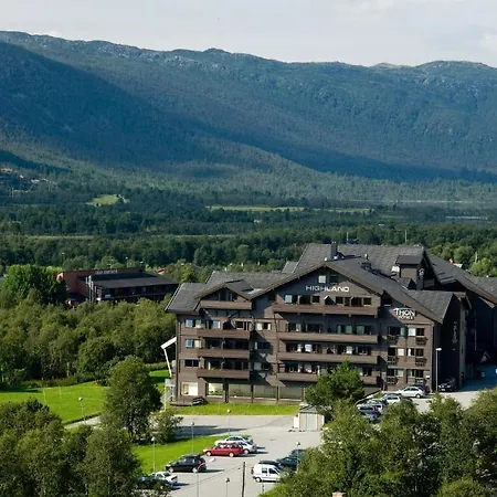 Highland 4*
