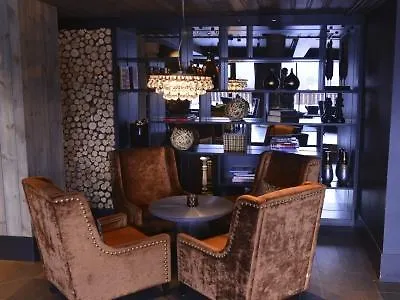 Highland Hotel