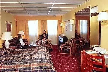 Highland Hotel 4*