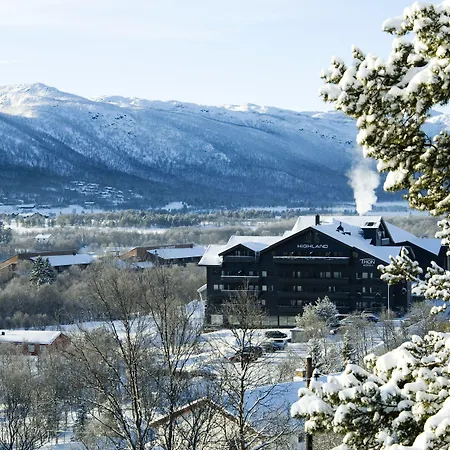 Highland Hotell 4*